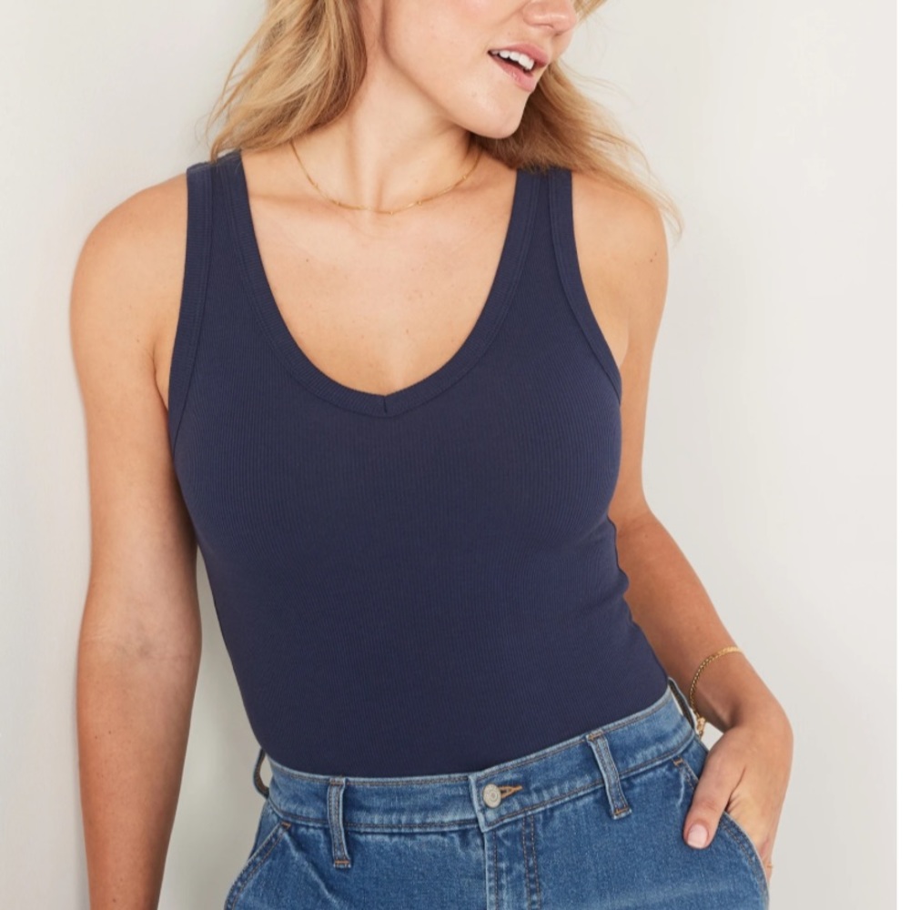 Old Navy Ribbed Tank Top - Picture 2 of 7